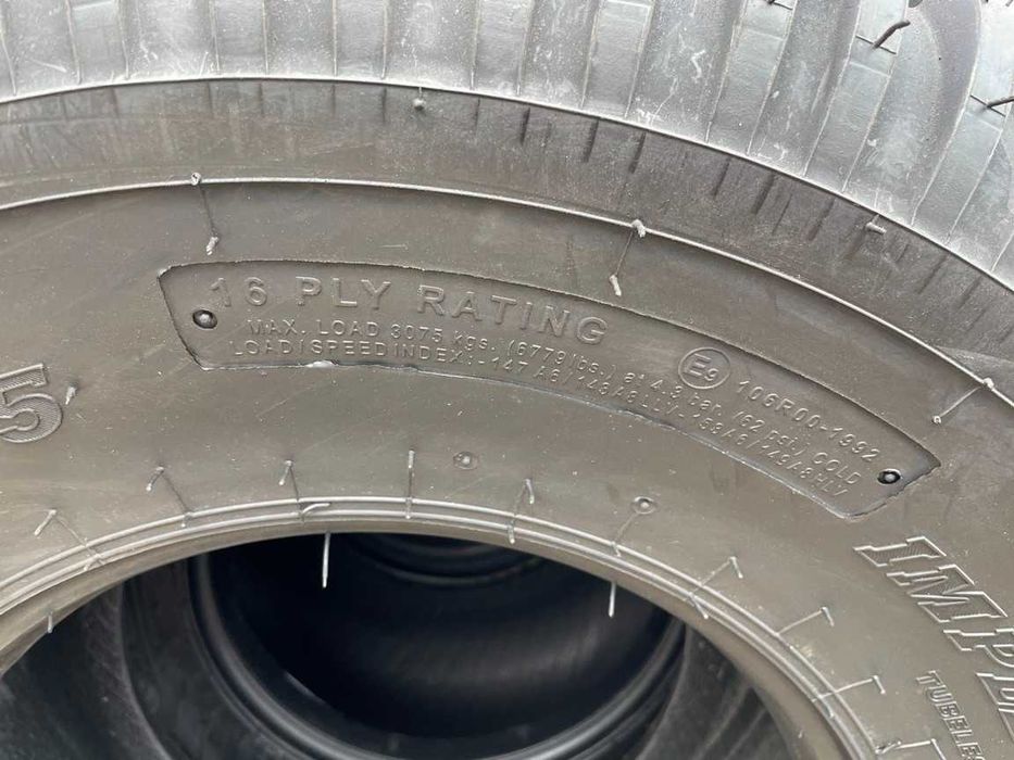 Anvelope 400/60-15.5 noi marca MRL pentru remorca cu 16 pliuri