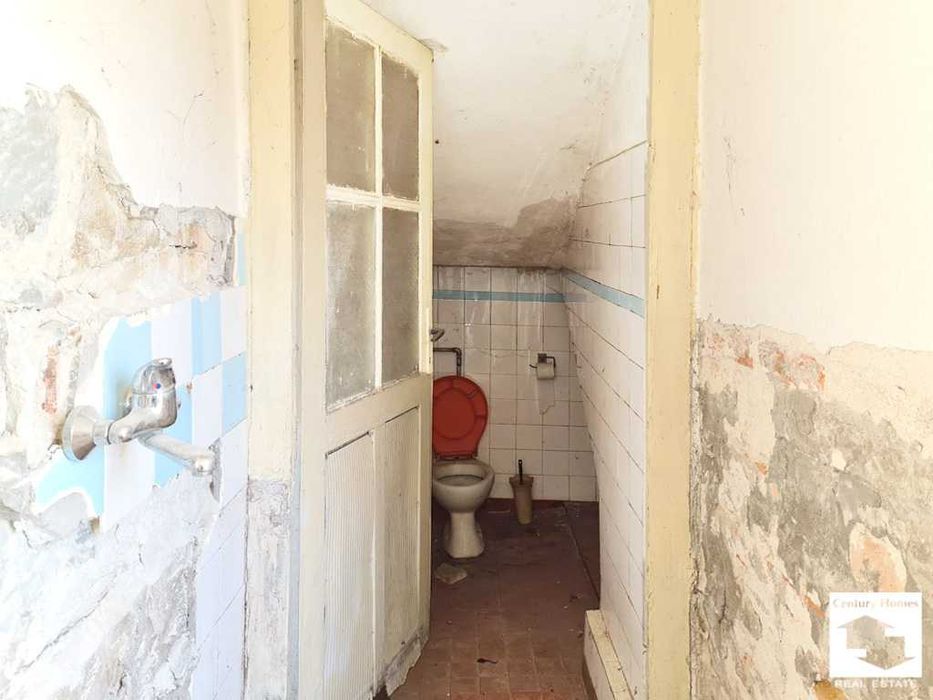 Продава се Етаж от къща в Велико Търново, Център - 130 кв.м за 1377 €/кв.м - Снимка #12