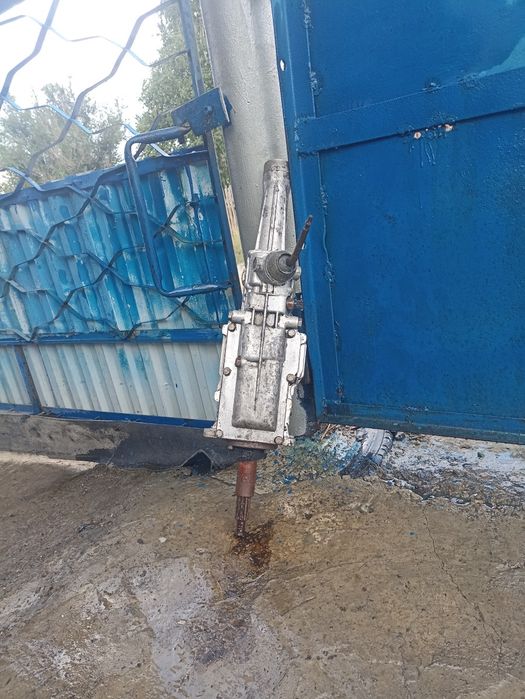 Продам кпп на Волгу Газель