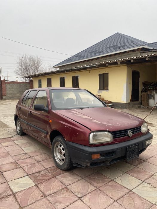 Golf срочно сатылады