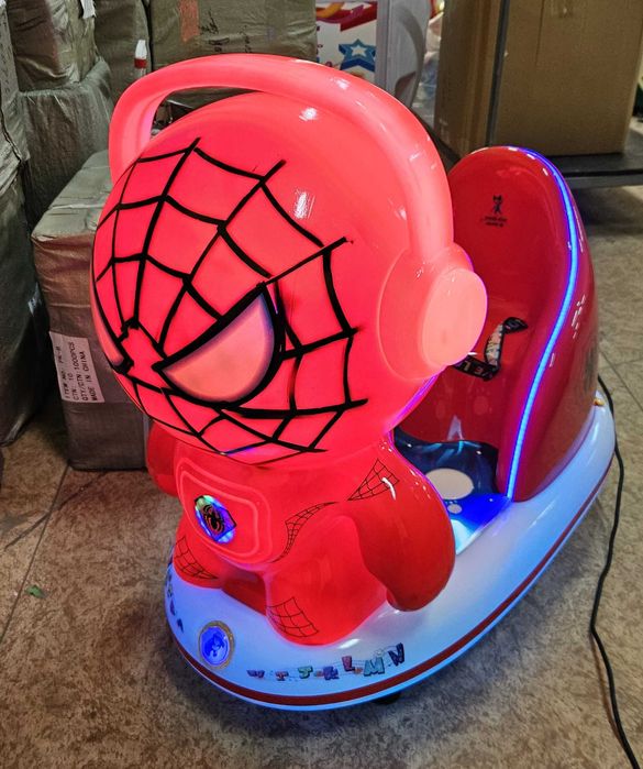 Клатушка работеща с монети или жетони ''Спайдърмен''