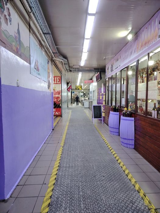 Cedez vinărie -piata Obor