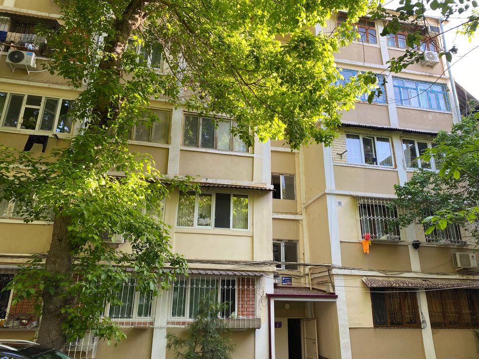Продается 2 ком квартира Урда , Лабзак