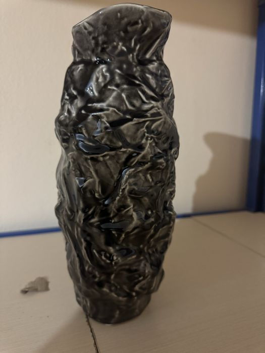 Ваза керамическая.