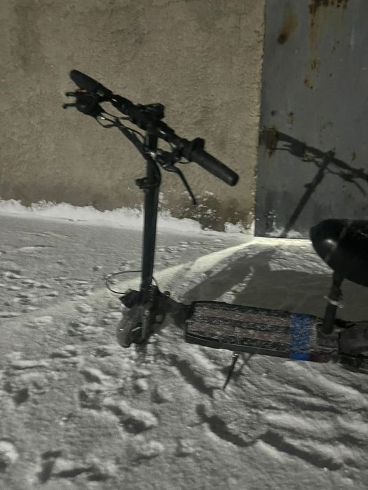 Продам электросамокат