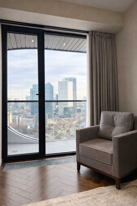 Посуточно сдается дизайнерская квартира с панорамным видом на город