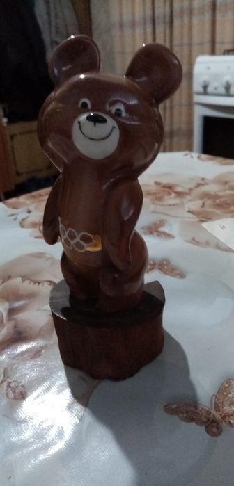 Продам Статуэтку Мишки