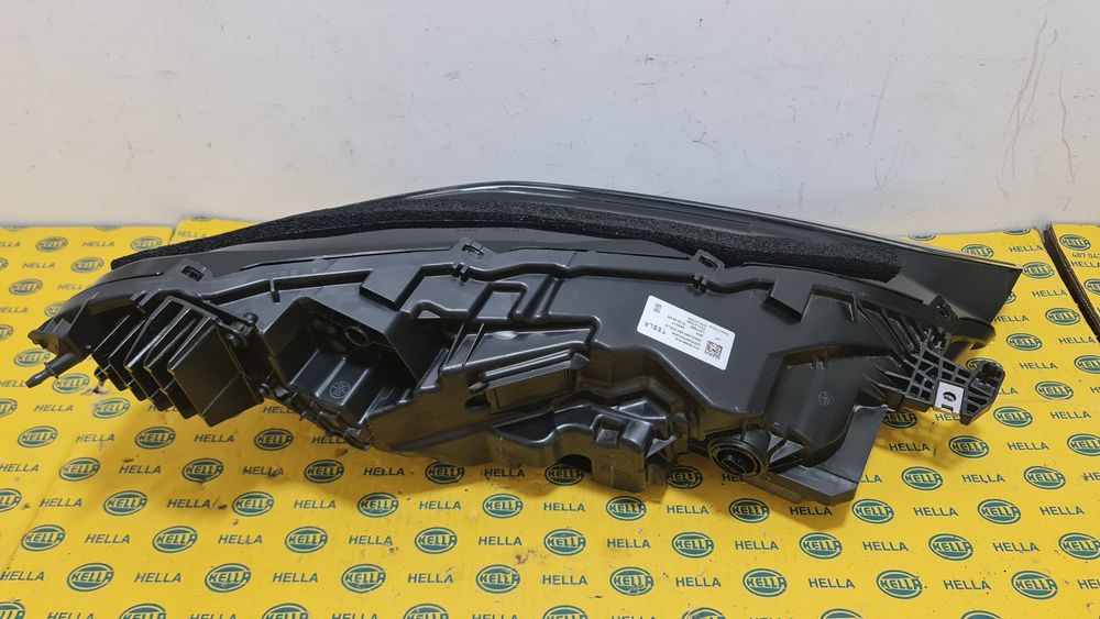 Far stanga full led adaptiv TESLA 3 Y facelift 2023+ Highland