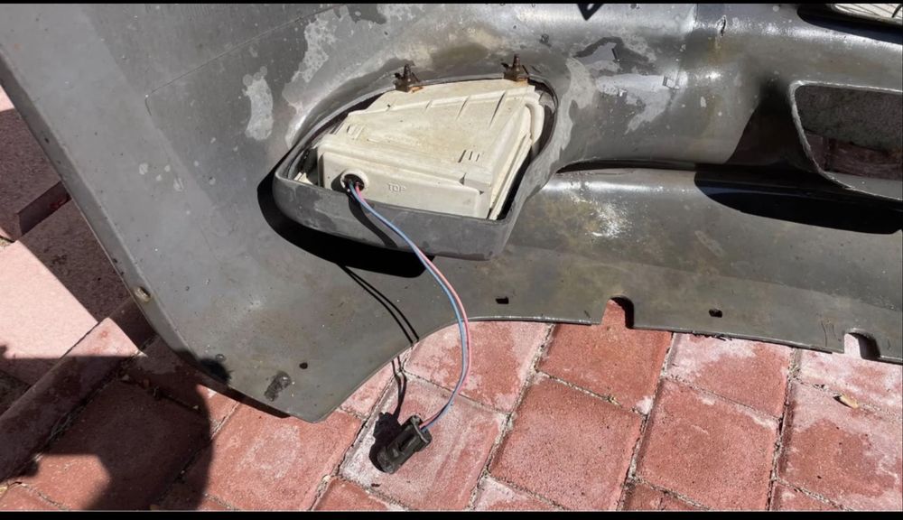 Bara fata Chrysler Voyager lung + proiectoare 500 ron
