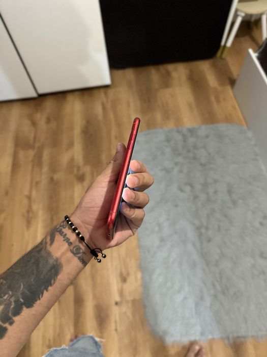 Se vinde iphone 11