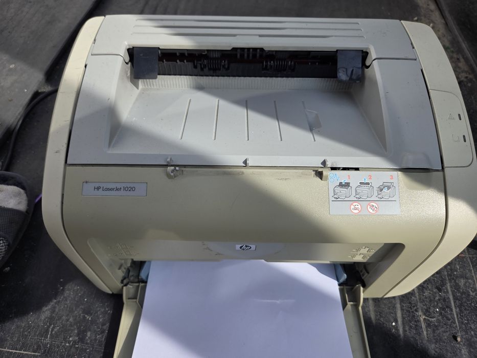 Продаю принтеры HP 1020,  Canon