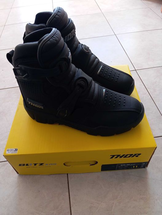 Шосейни / adventure мото боти Thor Blitz XRS