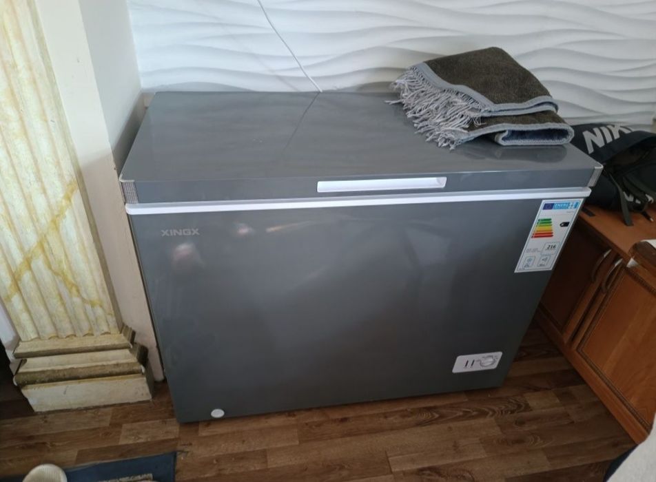Продам морозильник