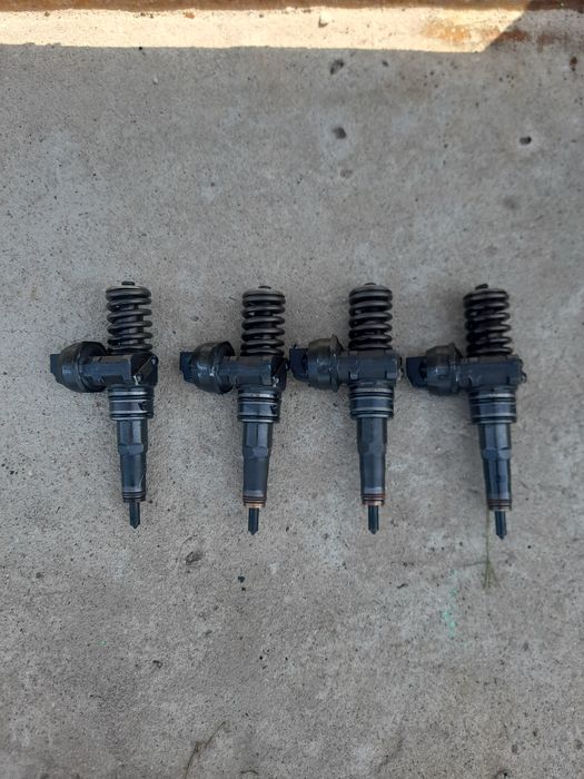 Injectoare vw Passat b5.5 1.9 tdi