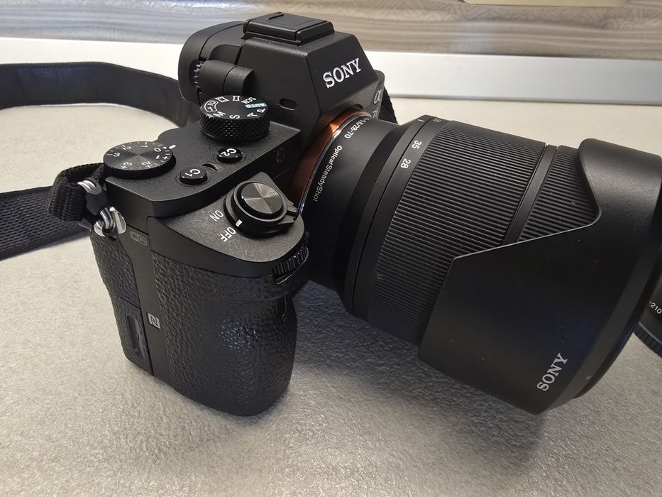Vand Sony A7 II  +obiective