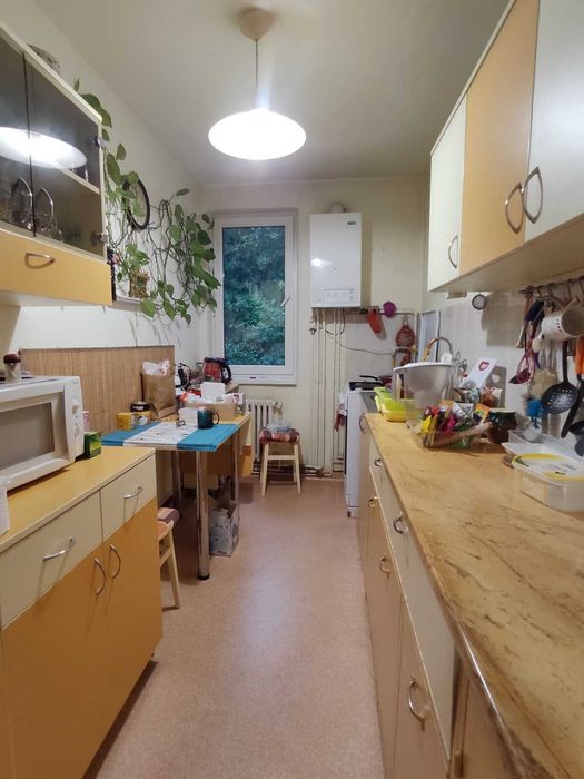 Apartament 3 camere , 7 Noiembrie, aproape de UMFST și spitale