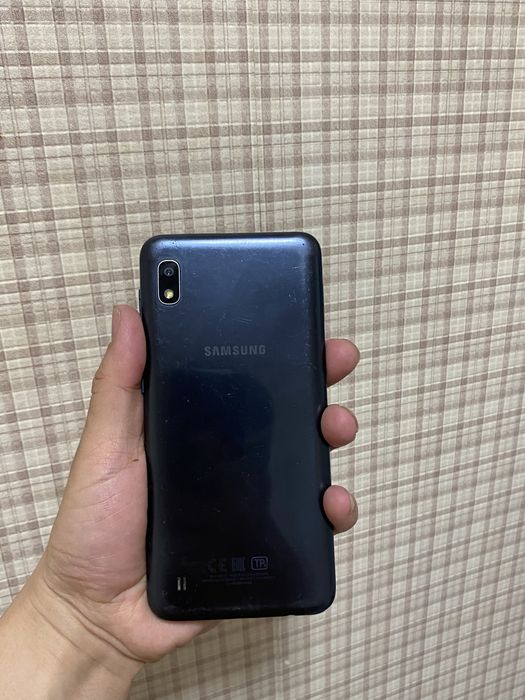 Продаю самсунг а10