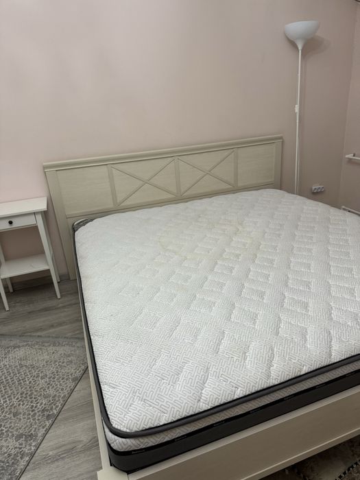 Кровать, размер 180*200