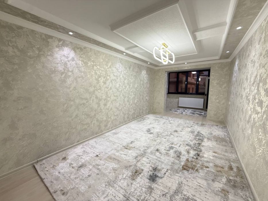 Uy 
#3-4х комнат
#новостройка
Югославский проект, + 2 гара