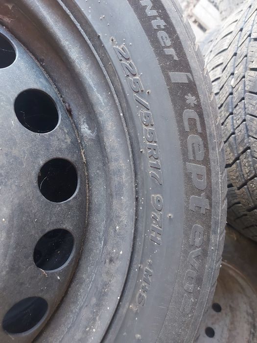 Jante tabla cu anvelope iarna hankook 225 55 R17