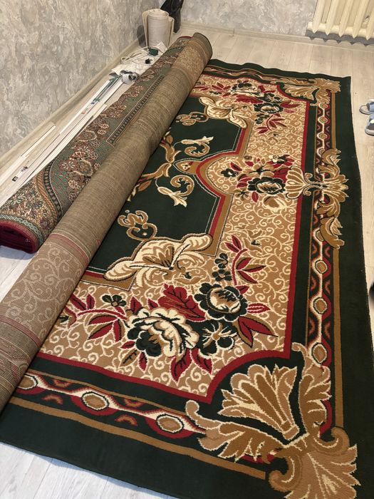 Ковер в хорошем состоянии