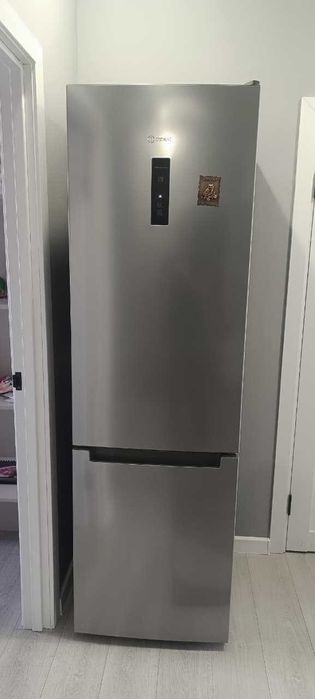 Холодильник INDESIT