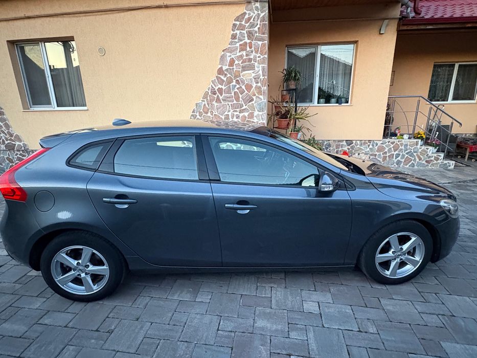 VOLVO V40 2014 — imagine 5