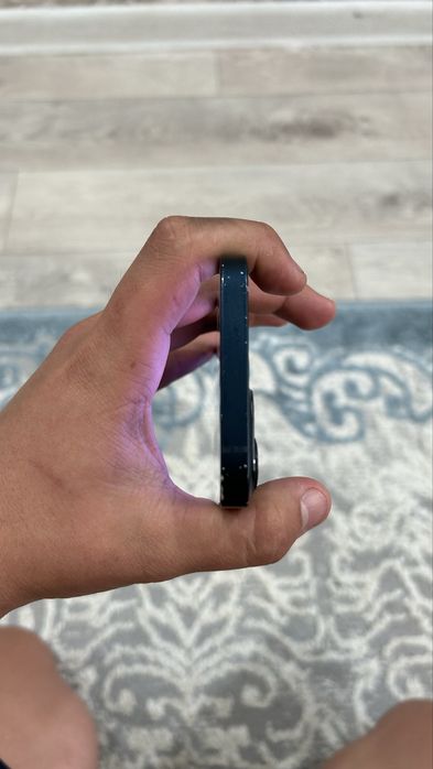 Iphone 13 в хорошом состояние