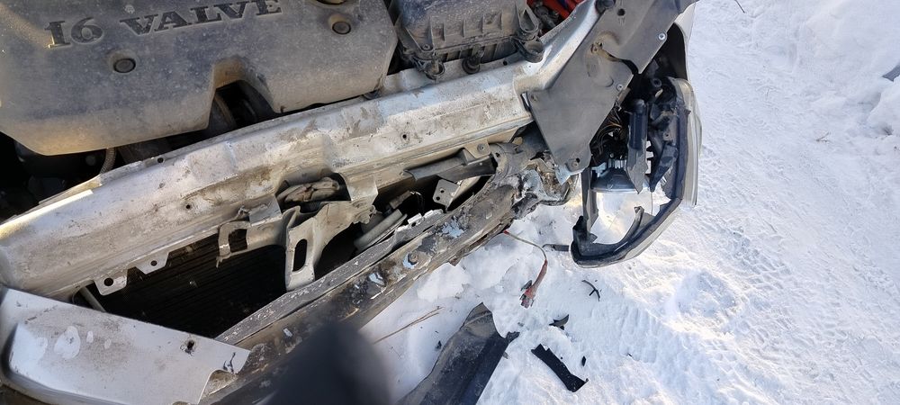 Продам Приору аварийная