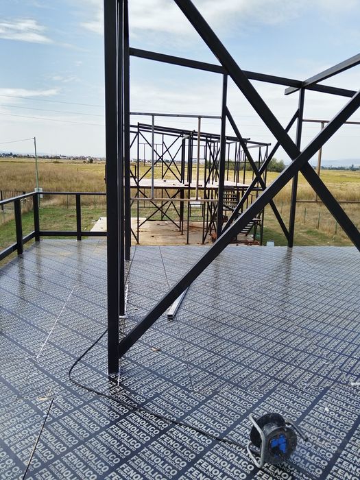 Изработка на метални конструкции и метални изделия железарски услуги