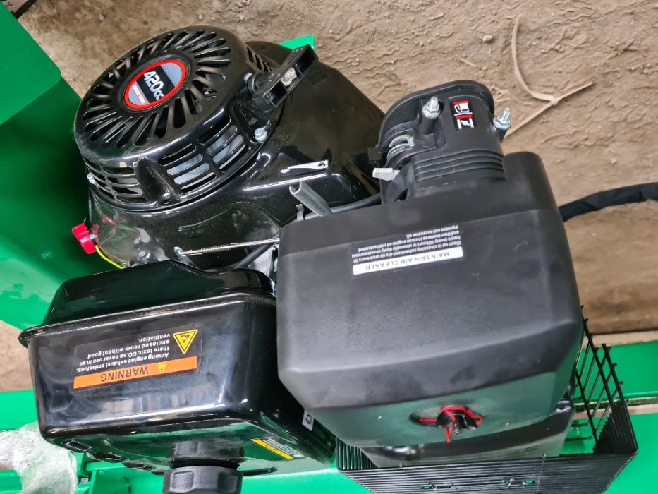 Despicator/crapator de busteni NOU-1050mm  -Putere 37T- Motor 15cp