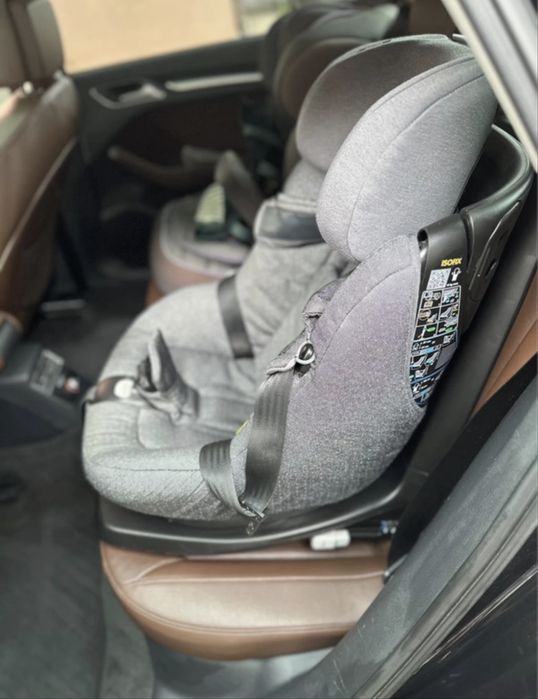 Scaun auto Maxi Cosi cu isofix