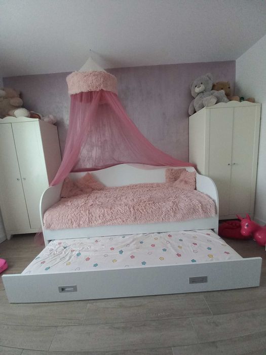 Pat tip divan alb + saltele incluse