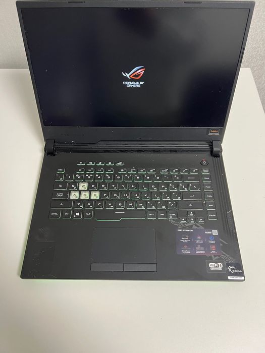 Игровой ноутбук ASUS ROG STRIX