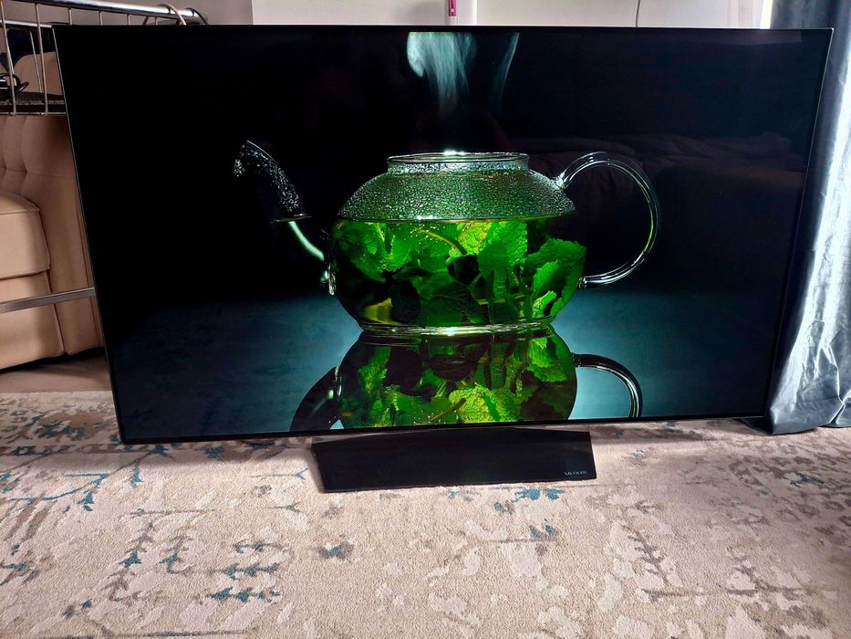 Телевизор LG OLED диагональ 55дюймов