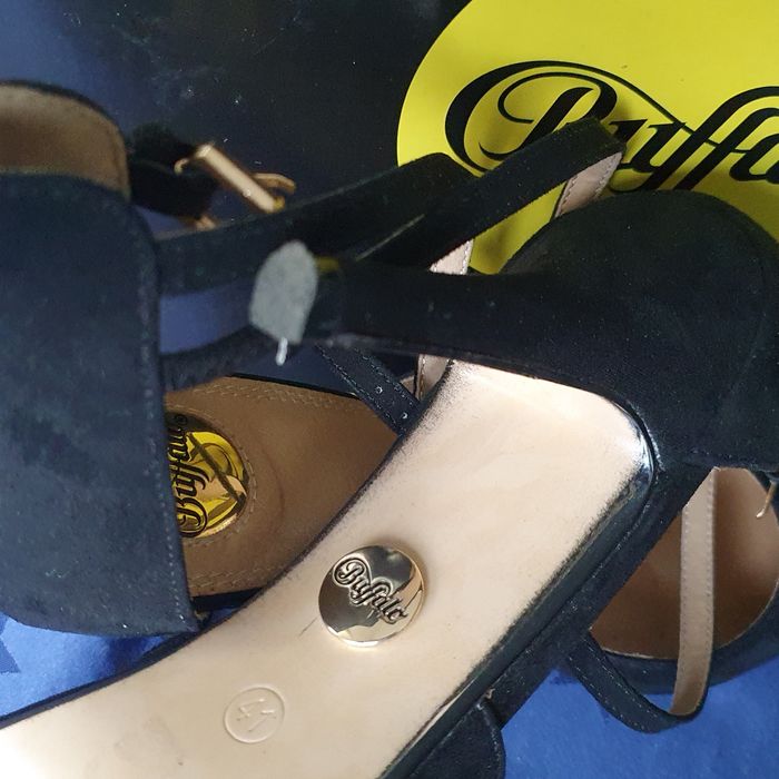 Елегантни обувки на BUFFALO