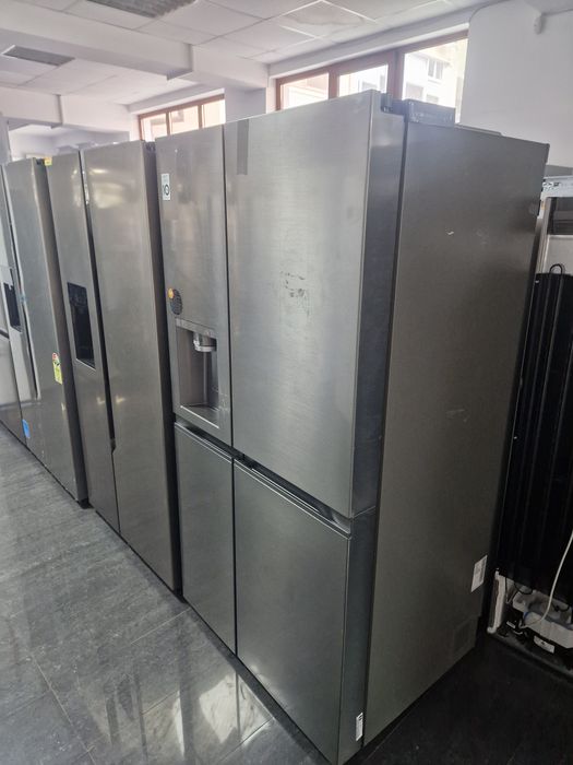 Хладилник LG Side by side Нов