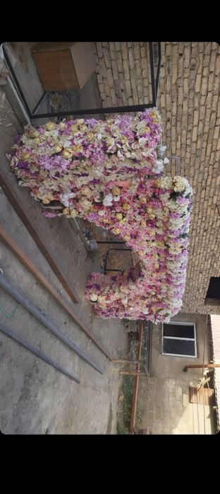 Свадебная арка с цветами