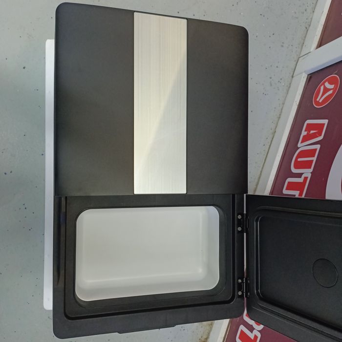 Автохолодильники Alpicool CHT 35