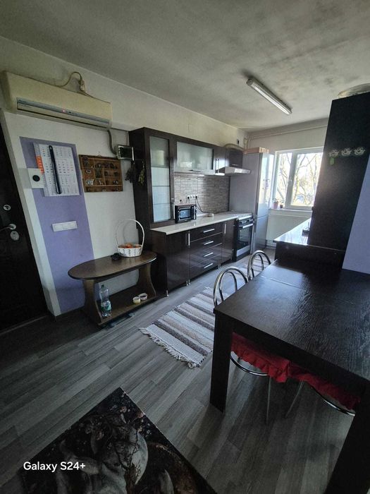 Pers fizica, vand apartament 4 camere Tatarasi