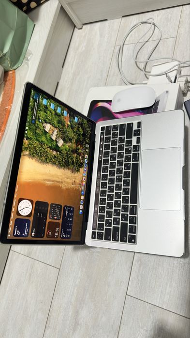 MacBook Pro M2 13” 8/256, 100% батарея, 20 циклов, полный комплект