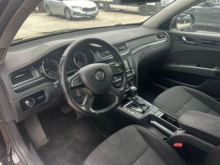 fata completa skoda superb 2 facelift 2014(bara, capota, trager, far xenon, aripa )