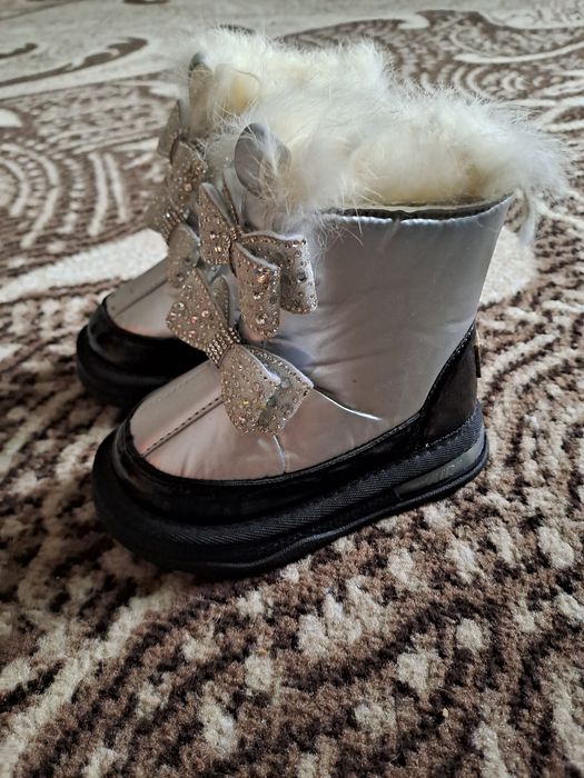 Детские зимние сапожки