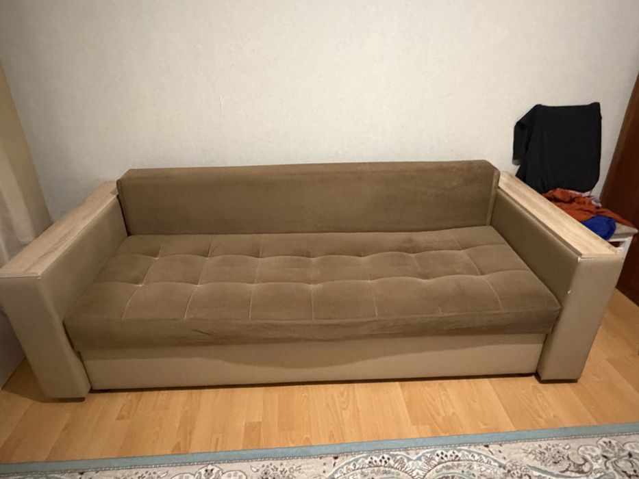 Продам диван в хорошем состоянии