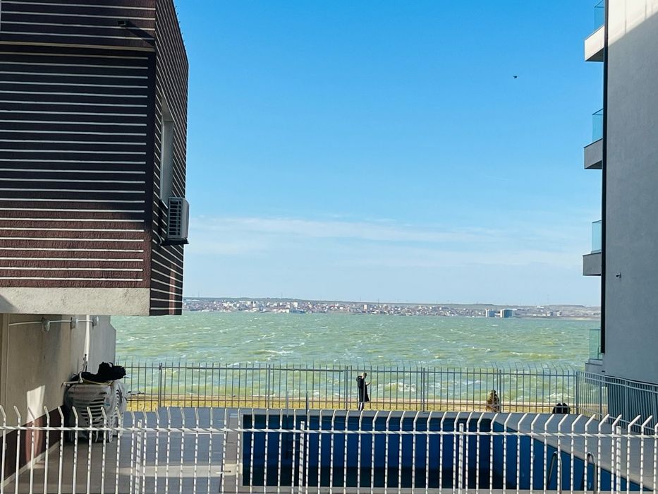 Apartament cu 3 camere de vânzare  zona Vega Butoaie