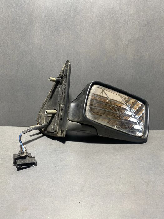 Oglinda dreapta electrica 055010R Volkswagen VW Golf 1998