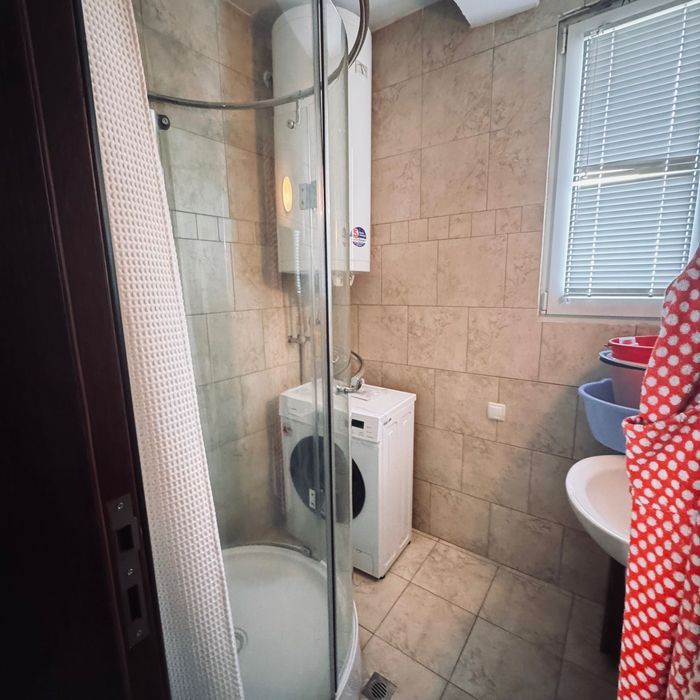 Дава се под наем Тристаен апартамент в София, Център - 90 кв.м за 847.62 € - Снимка #9