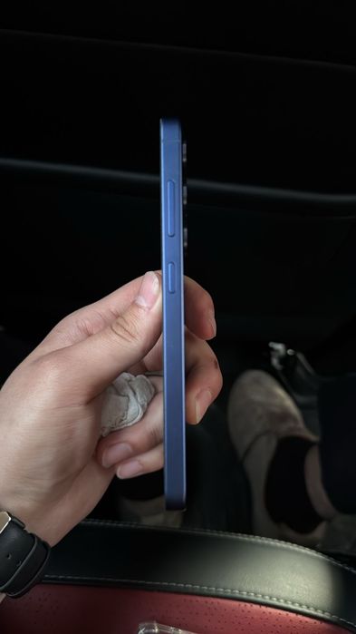 Samsung s25, синего цвета