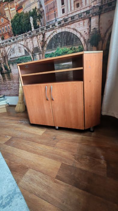 Угловая тумба, тумбочка, комод