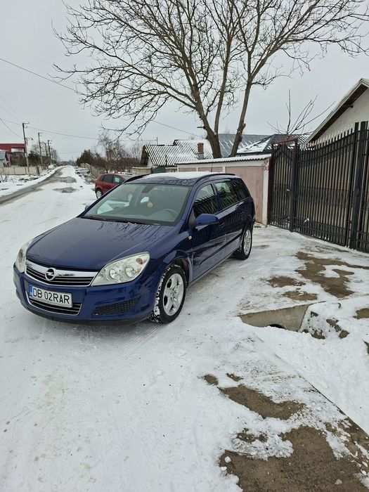 Vând Opel Astra H  1.6 benzină + GPL